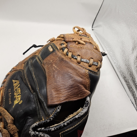 All-Star Catchers Mitt Men's Black/Brown Used Oil Softened.  Item is in used - Picture 8 of 12